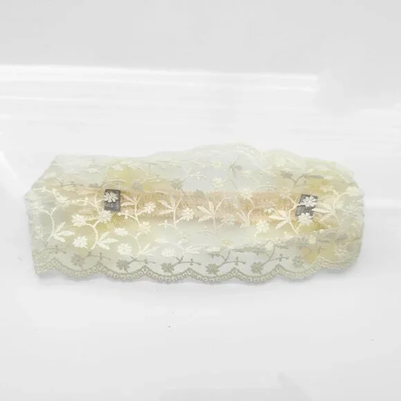 NWT Pretty Vintage Girls Head Scarf Lovely Floral Lace Embroidery Bohemian Cream - Picture 3 of 4